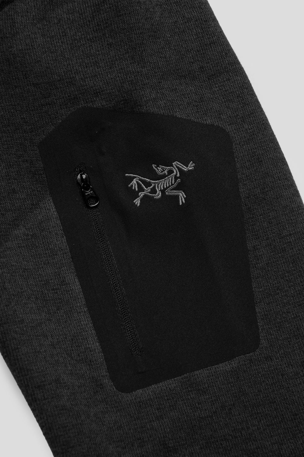 Arc'teryx Covert Cardigan 'Black Heather'-thumbmail-3