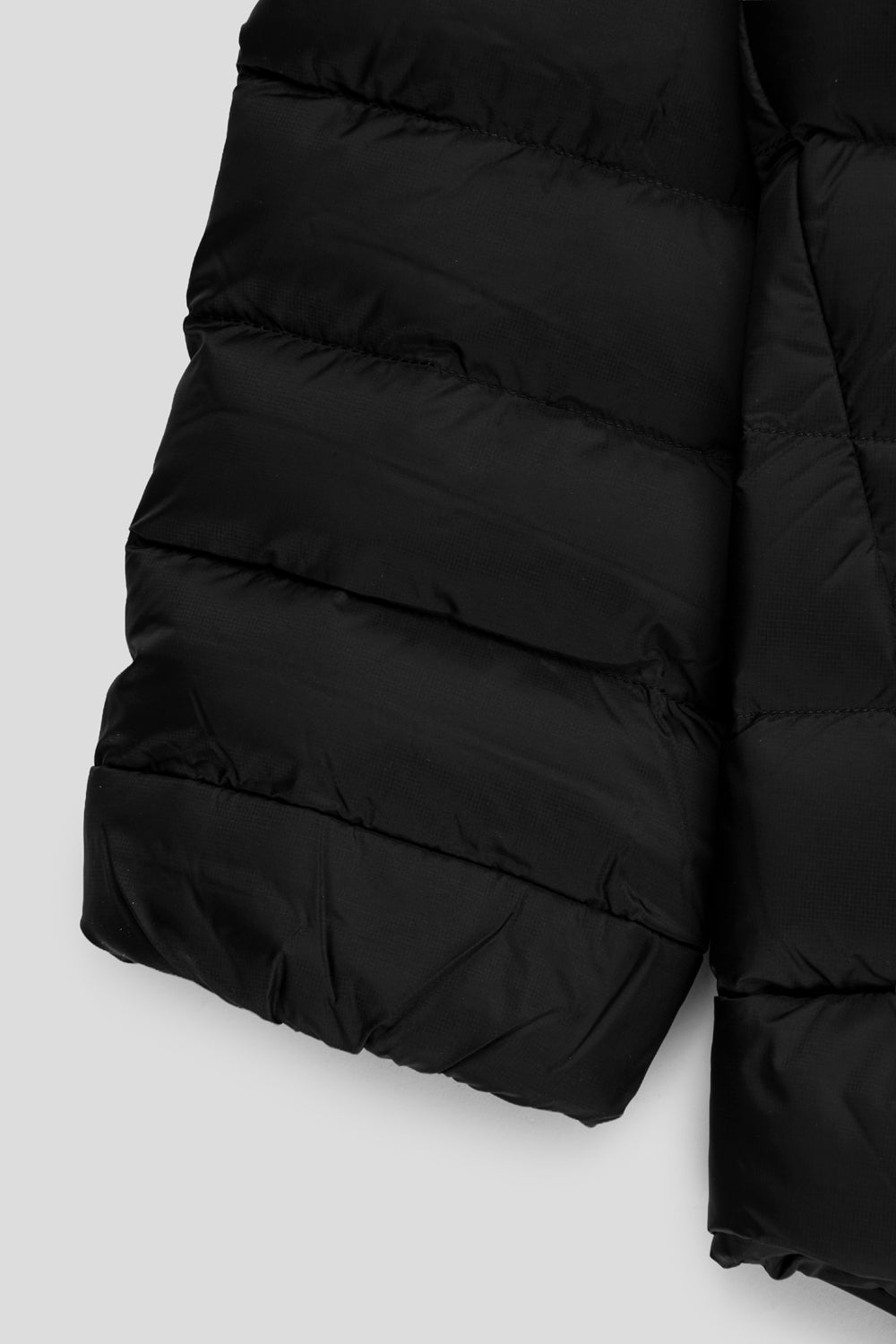 Arc'teryx Cerium Jacket 'Black'-thumbmail-4