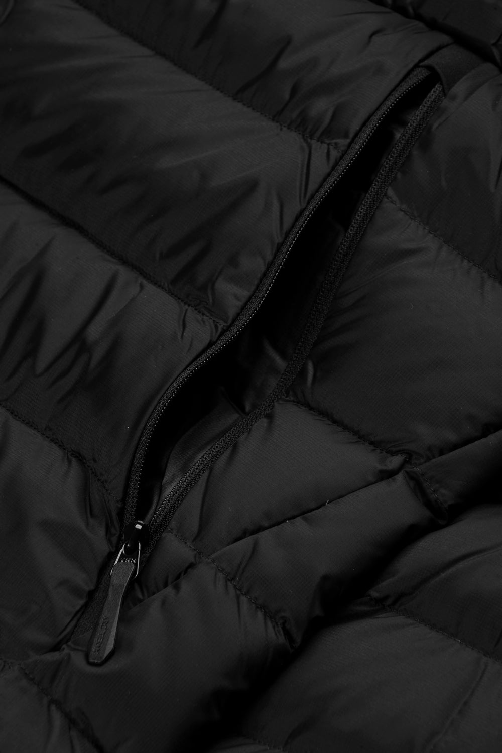 Arc'teryx Cerium Jacket 'Black'-thumbmail-6