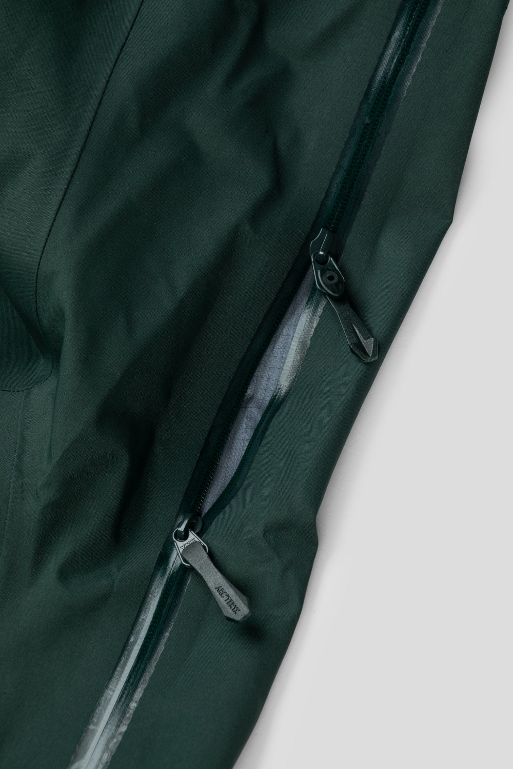 Arc'teryx Alpha SV Jacket 'Dark Jade'-thumbmail-13