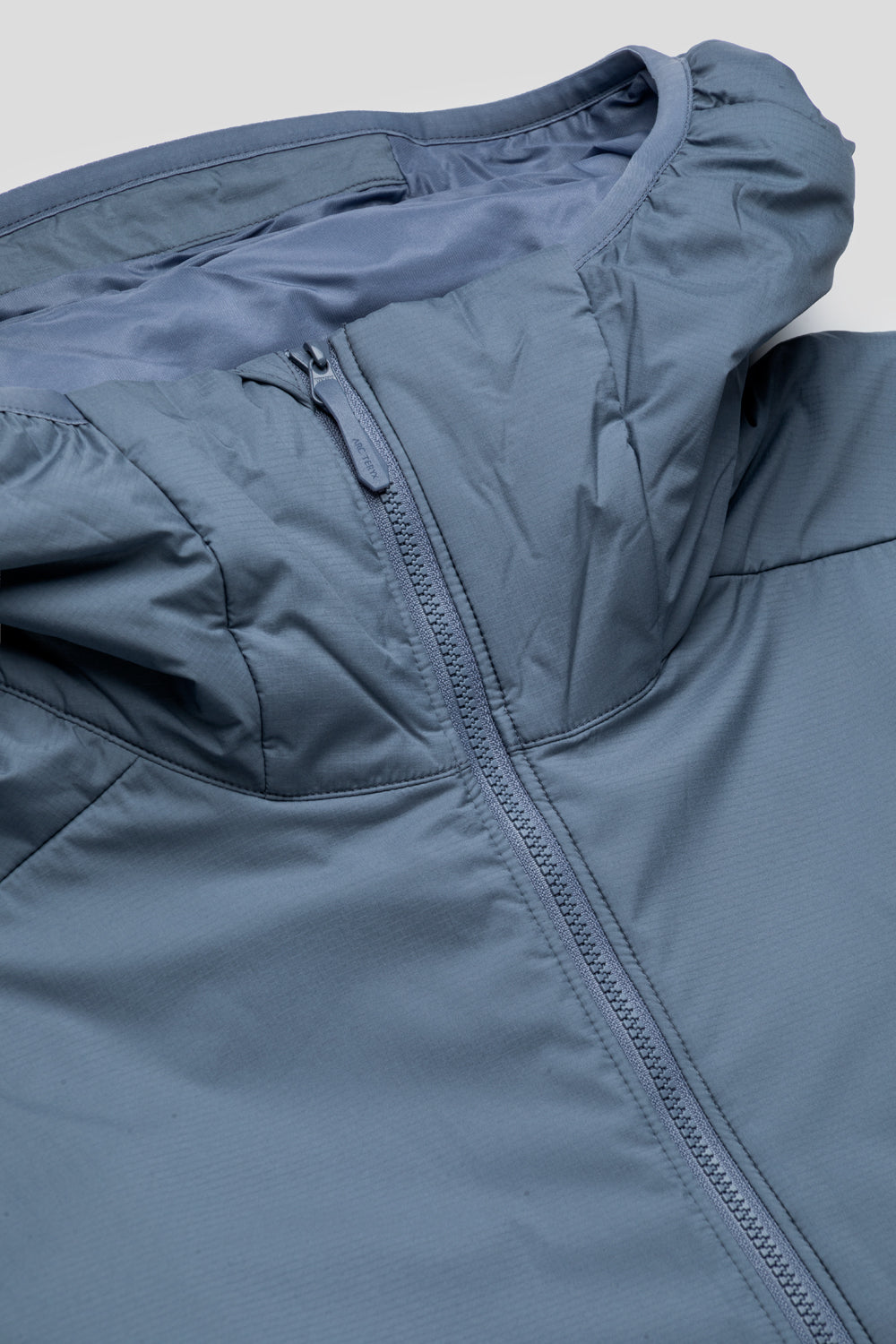 Arc'teryx Atom Hoody 'Stratus'-thumbmail-3