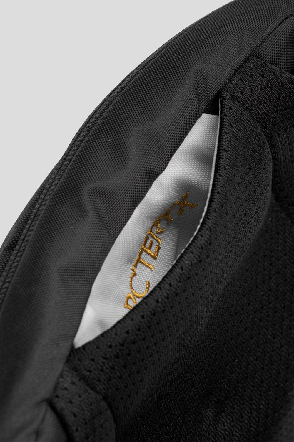 Arc'teryx Mantis 1 Waist Pack '24K Black'-thumbmail-3