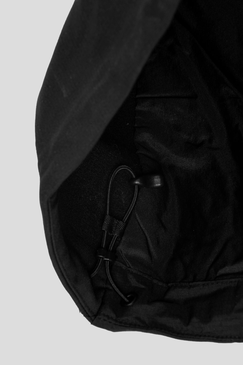 Arc'teryx Atom Hoody 'Black'-thumbmail-9