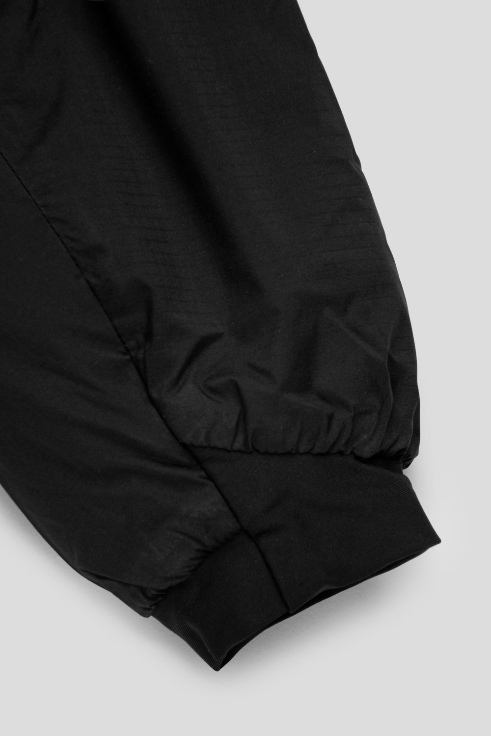 Arc'teryx Women's Atom SV Hoody 'Black'-thumbmail-10