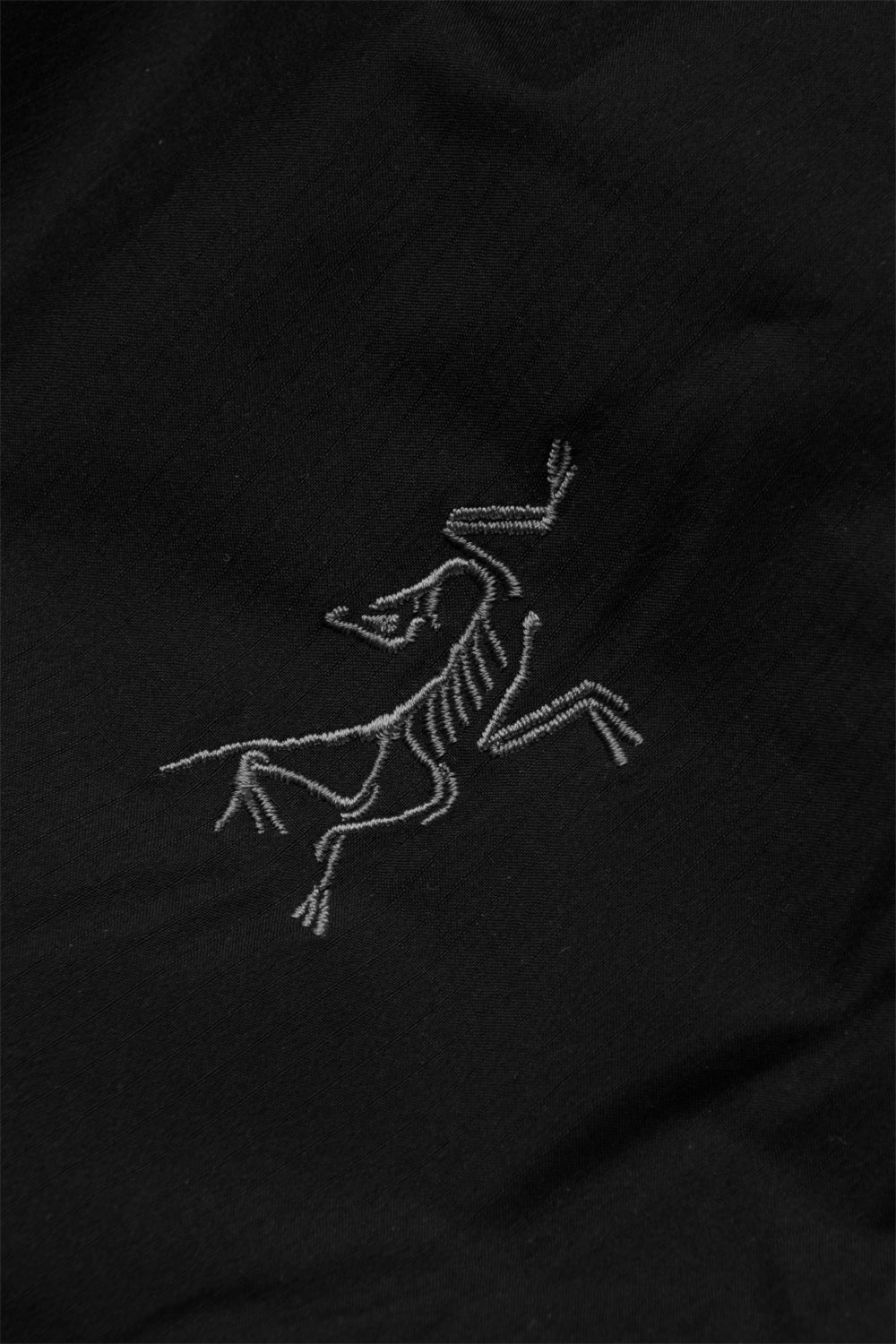 Arc'teryx Women's Atom SV Hoody 'Black'-thumbmail-5