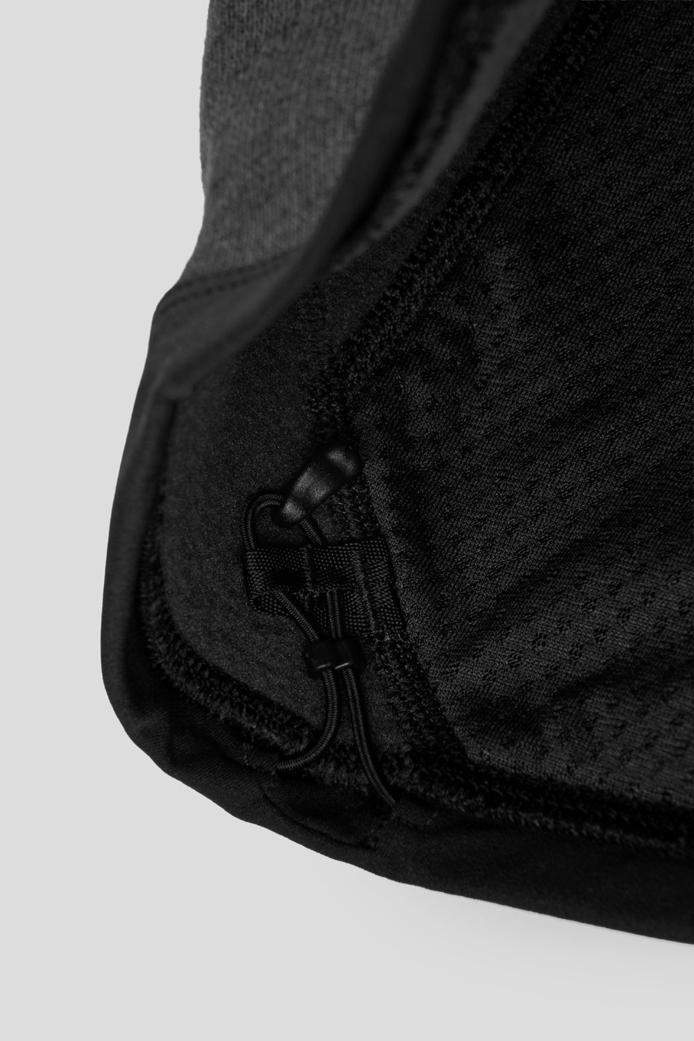 Arc'teryx Women's Covert 1/2 Zip Neck 'Black Heather'-thumbmail-8