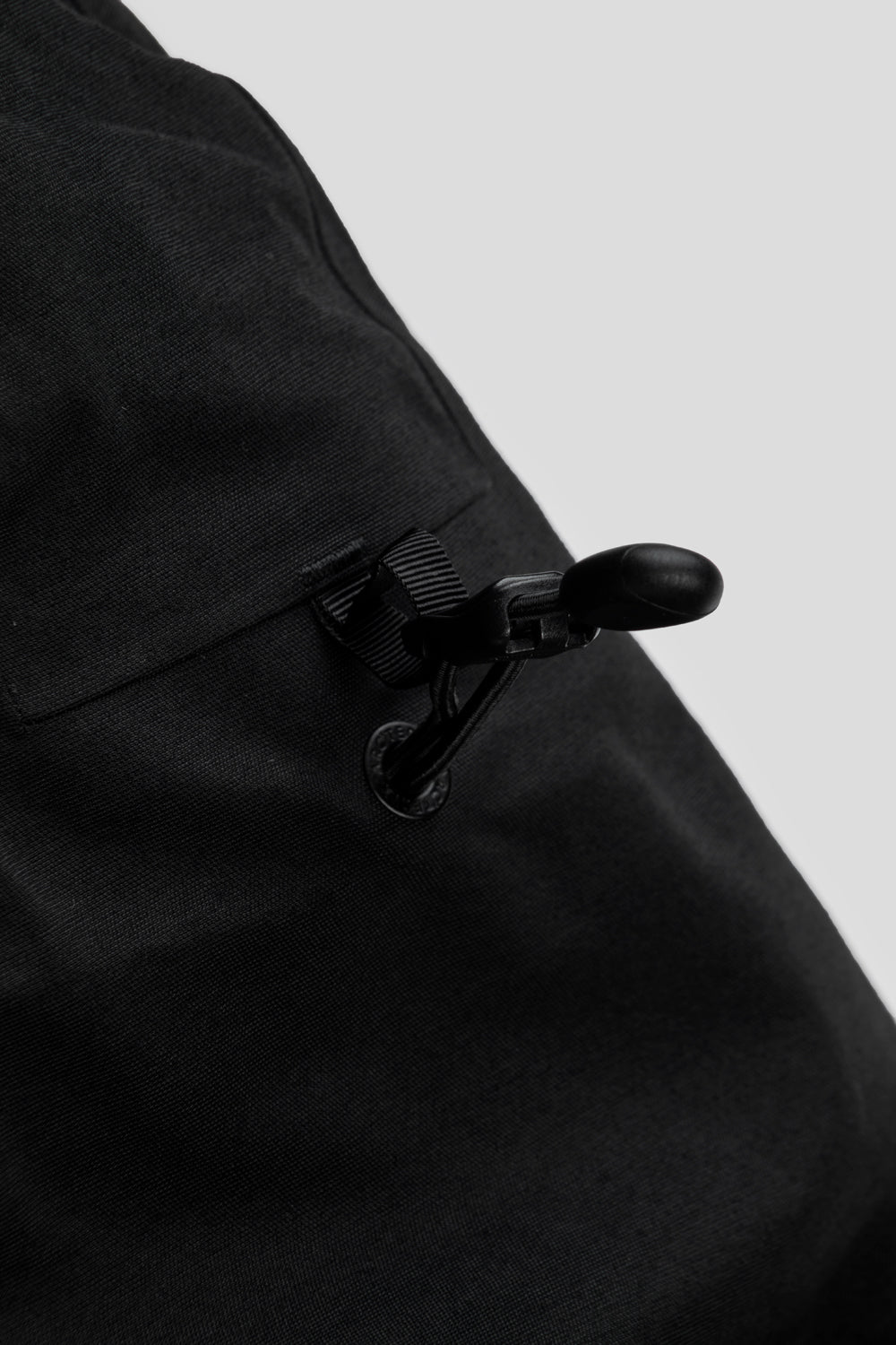 Arc'teryx Women's Altira Crop Jacket 'Black'-thumbmail-8