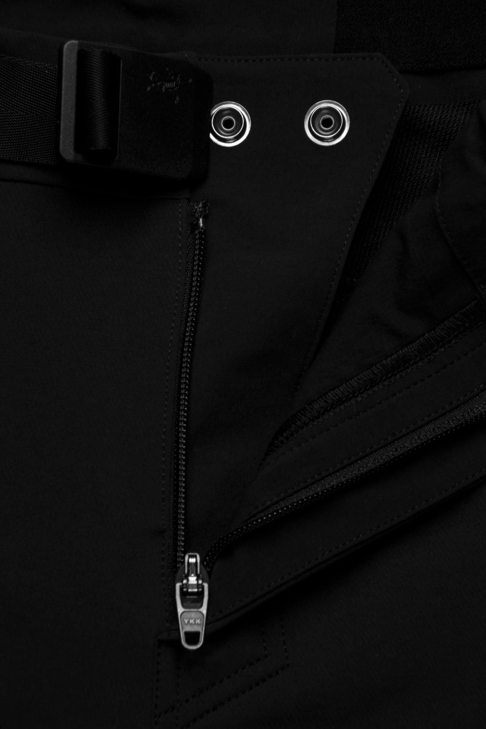 Arc'teryx Women's Nia Pant 'Black'-thumbmail-6