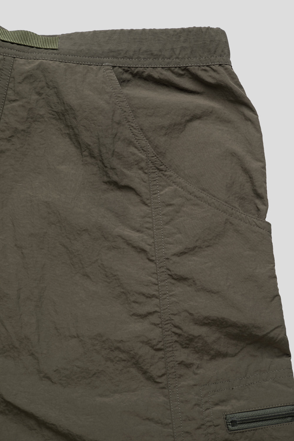 Gramicci Women's Nylon Loose Balloon Pant 'Burnt Olive'-thumbmail-3