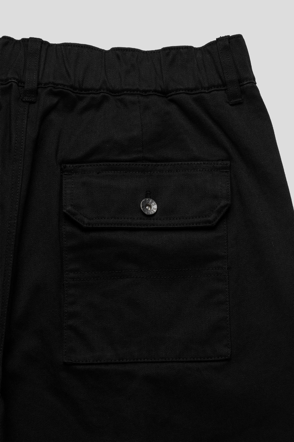 Held in Form Irimi Pleated Big Shorts 'Shadow'-thumbmail-3
