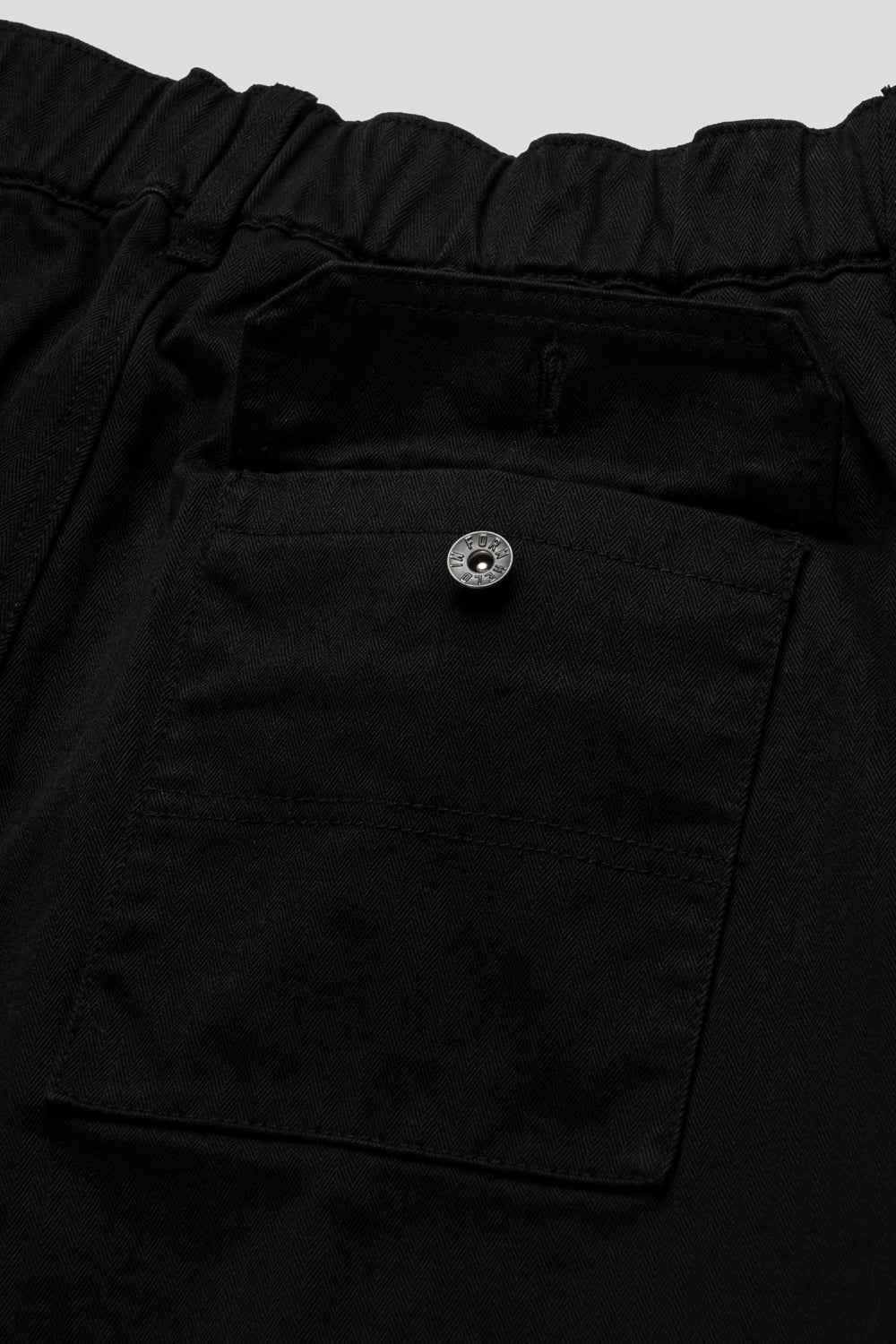 Held in Form Irimi Pleated Big Shorts 'Shadow'-thumbmail-4