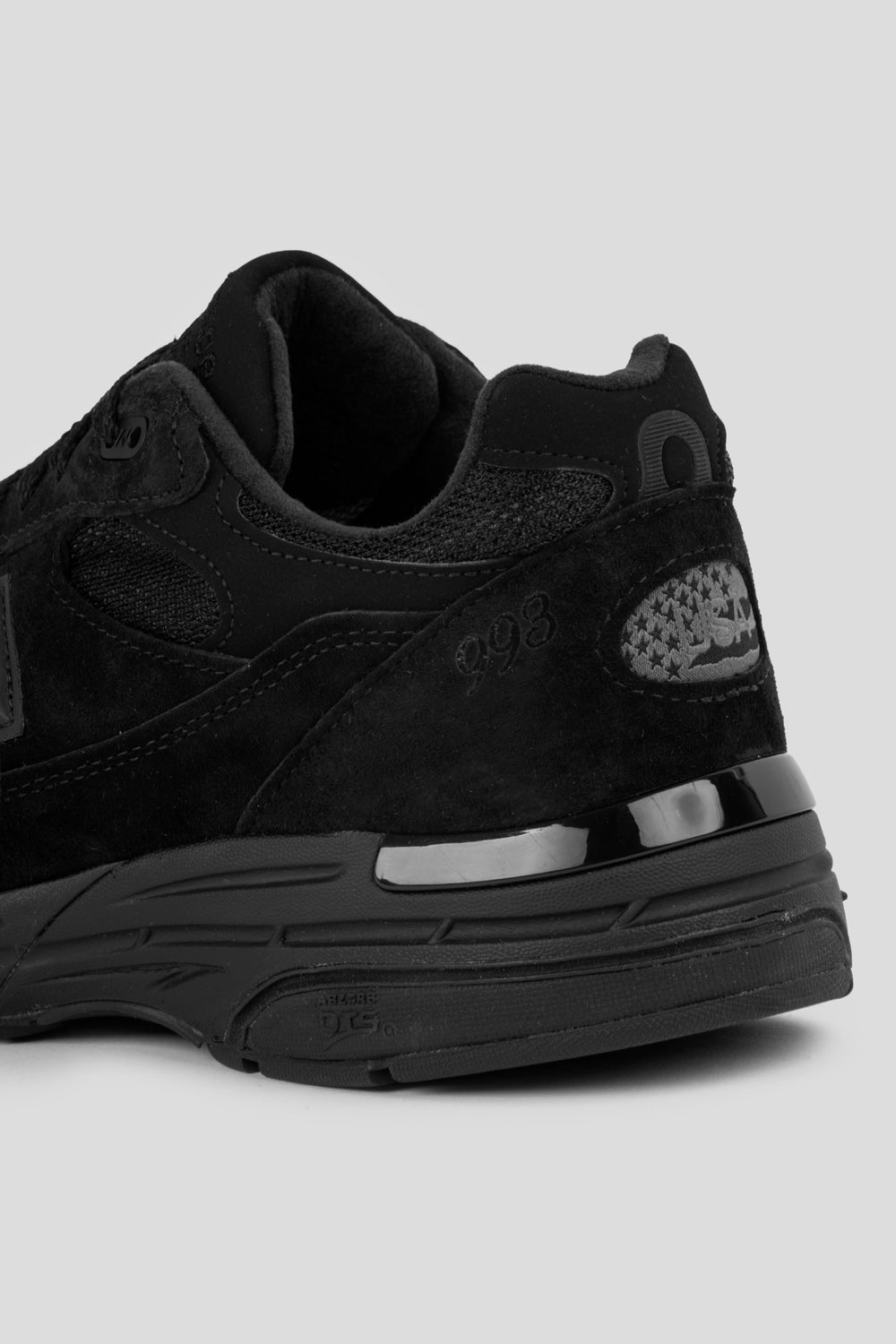 New Balance Made in USA 993 'Triple Black'-thumbmail-3