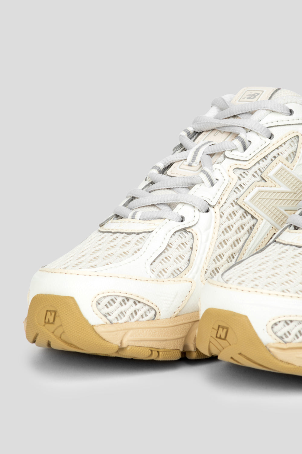 New Balance Women's 740 'Linen'-thumbmail-5