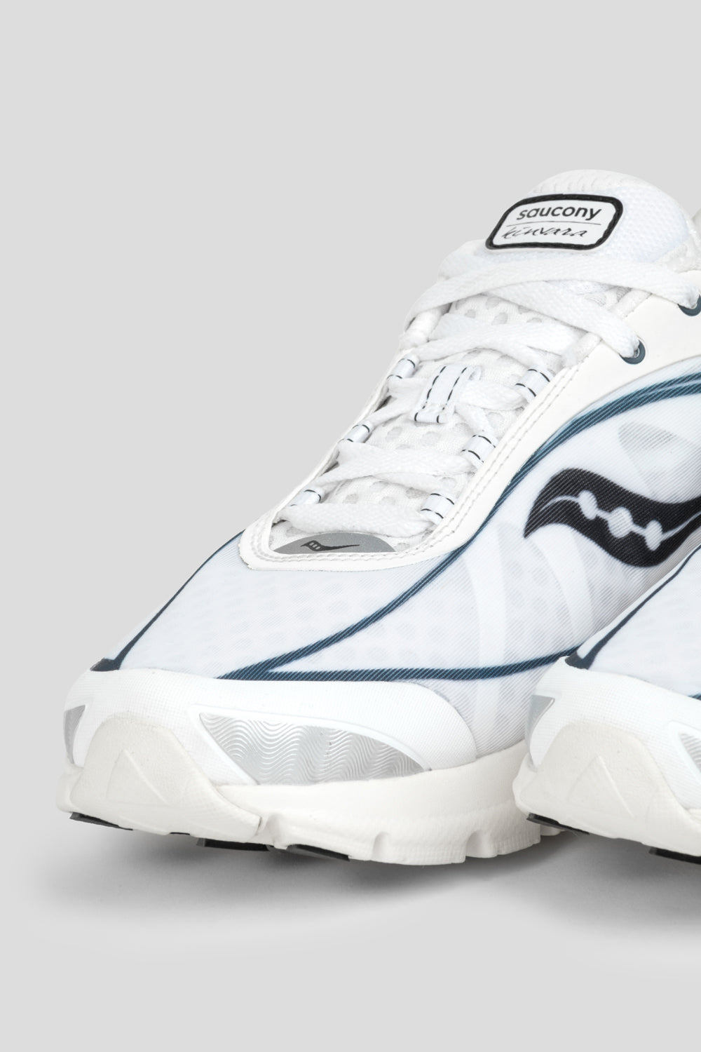 Saucony Kinvara 1 'White / Off White'-thumbmail-6