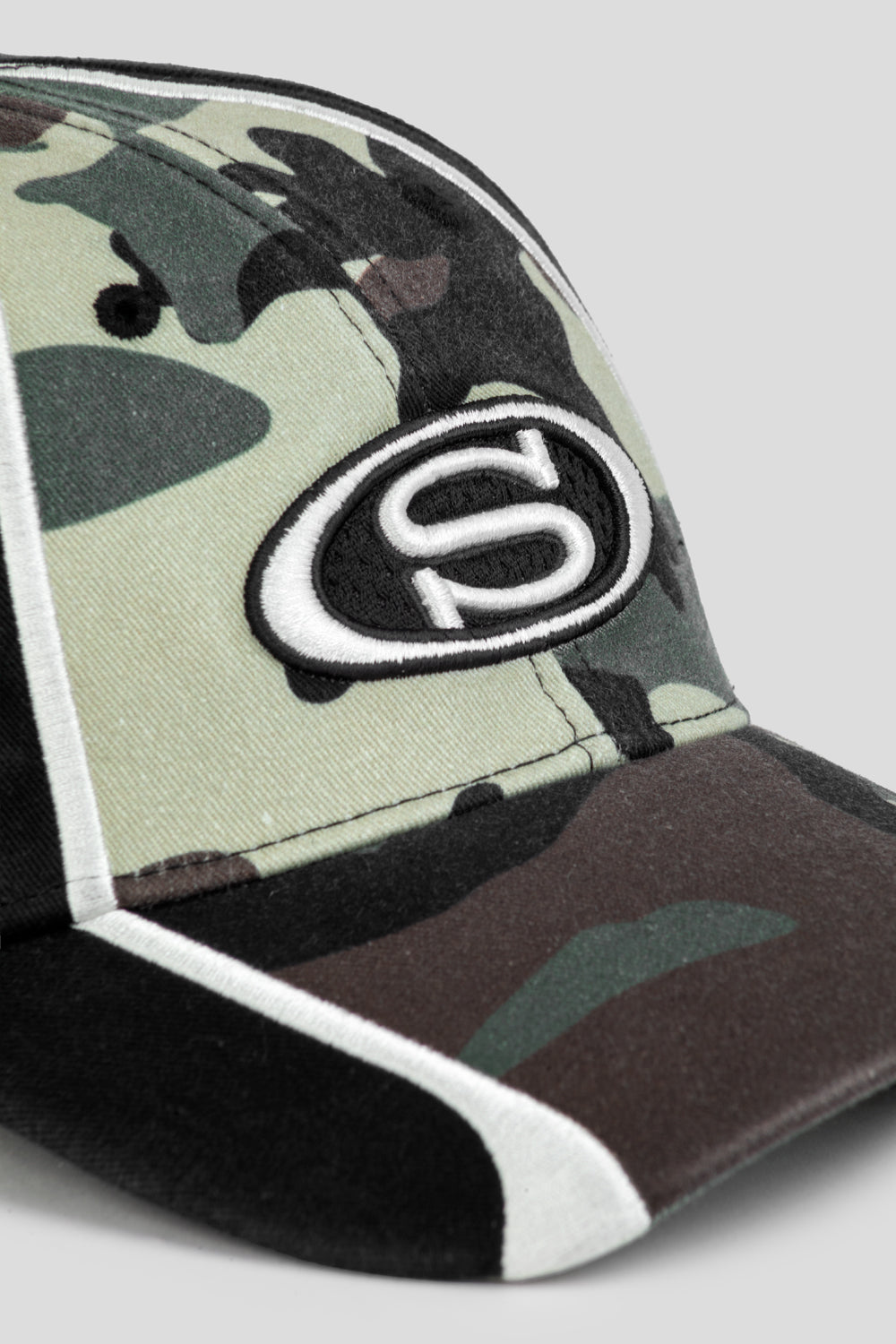 Stussy LP S Oval Strapback Cap 'Woodland Camo'-thumbmail-2