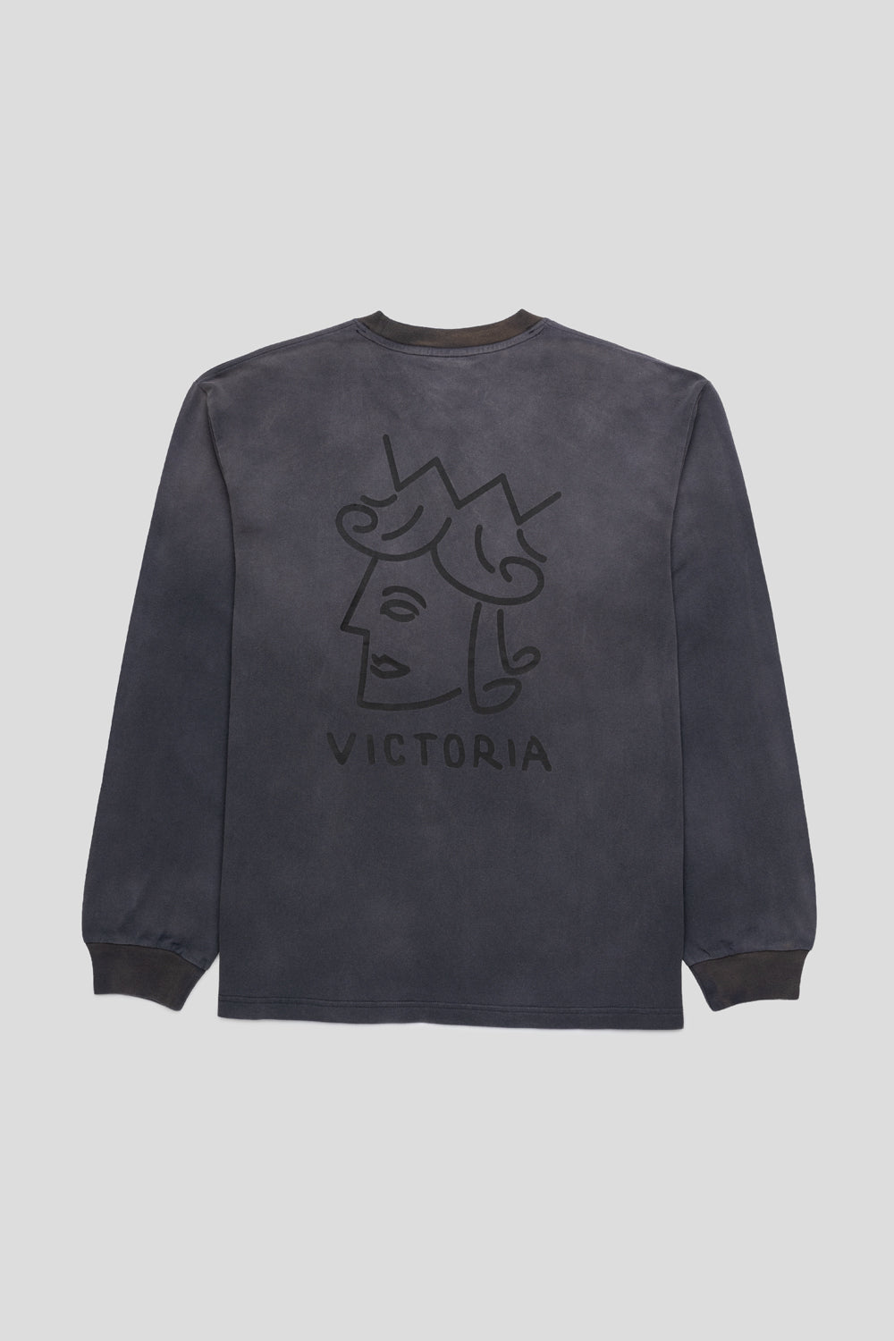 Victoria Sunfaded Queenhead Longsleeve Tee 'Faded Black'