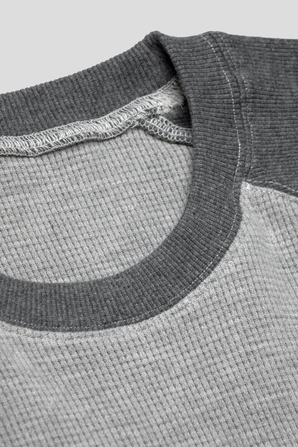 Victoria Gothic Reversible Waffle 'Grey'-thumbmail-3