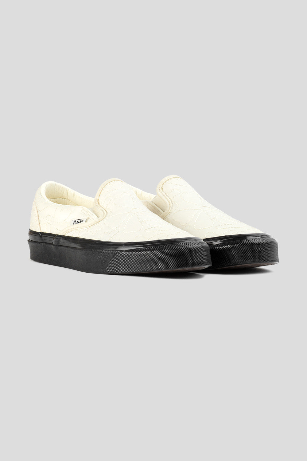 Vans omen's Classic Slip-On 98 DX
